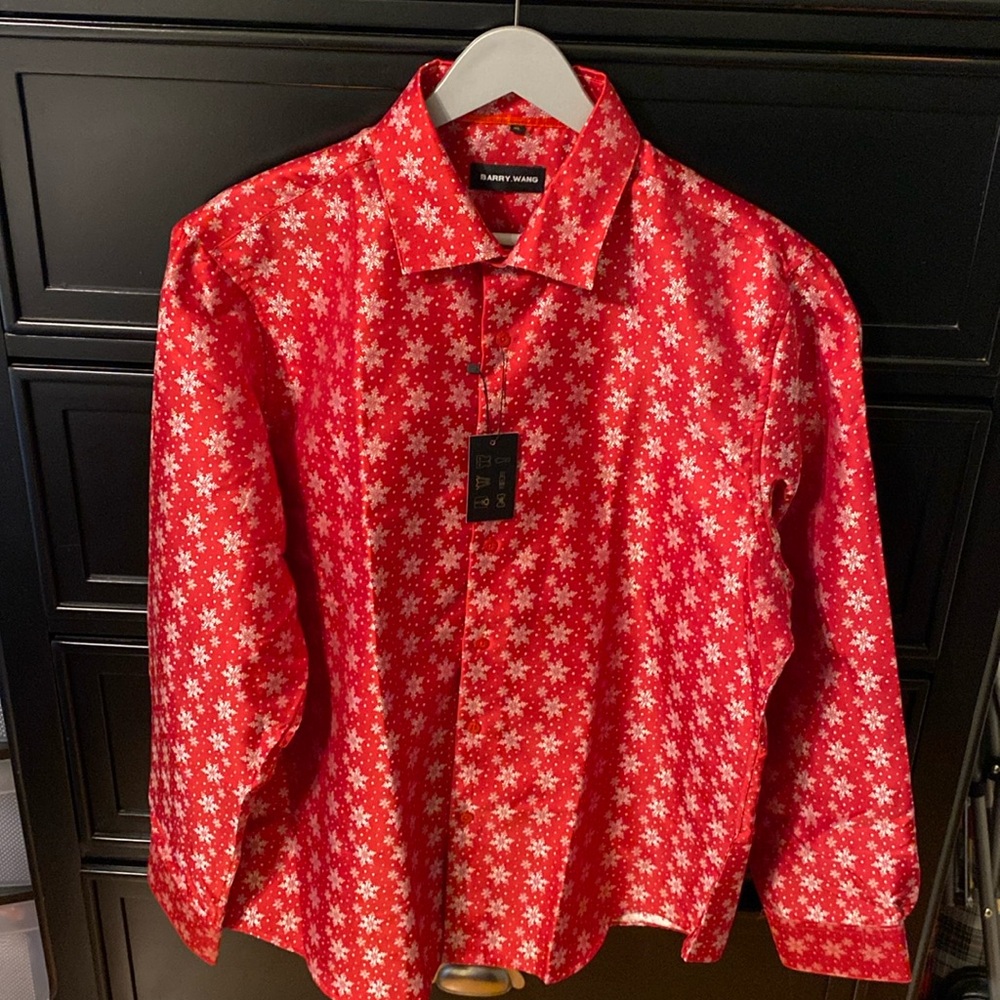 NWT Barry Wang Snowflake Button Up